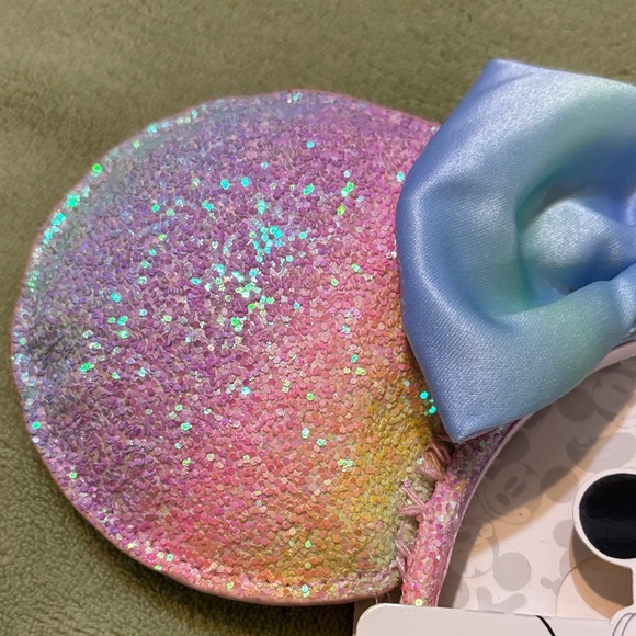 Disney Pastel Mickey Mouse Ears with Bow - Picture 4 of 8